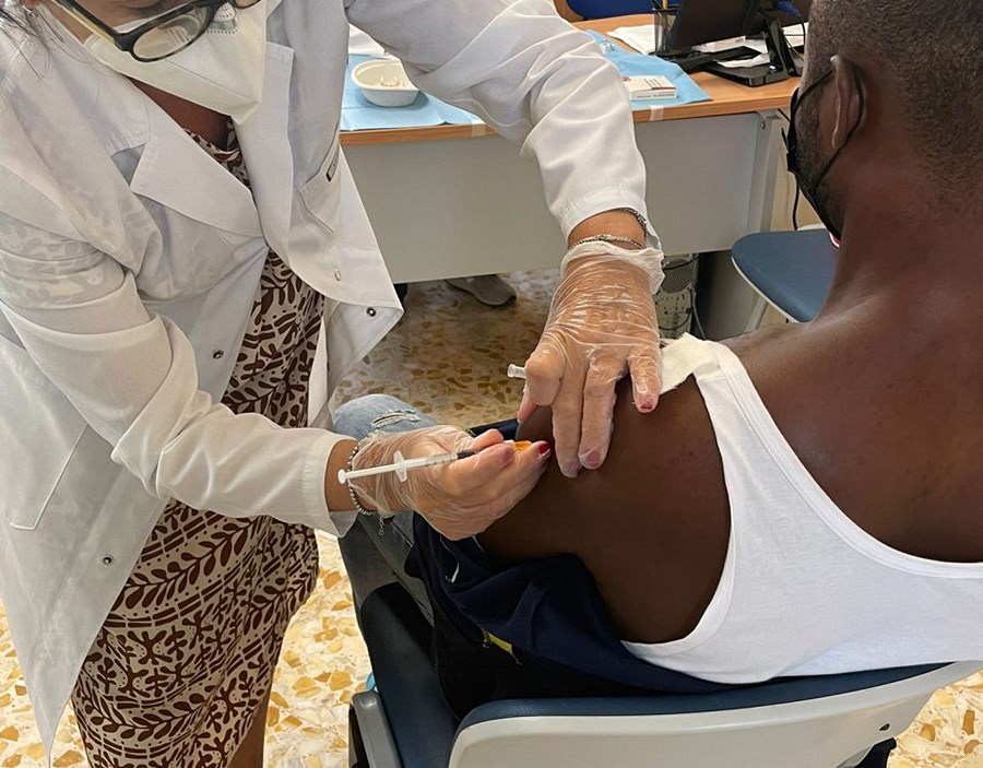 La solidarietà non va in vacanza
